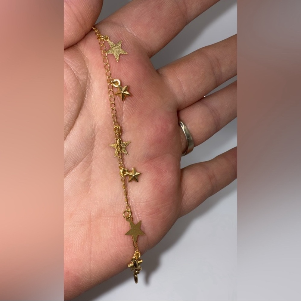 Gold Star Charm Bracelet for a small wrist - Picture 2 of 2
